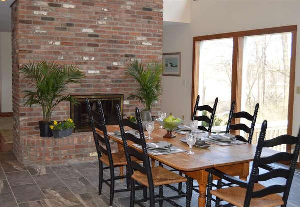 For sale 5 homes in the North Colonie school district