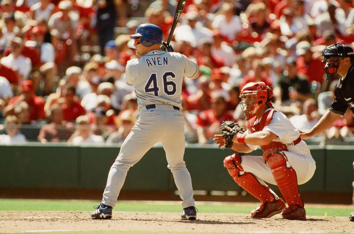 USA - SEPTEMBER 9: Bruce Aven of the Los Angeles Dodgers bats against the St. Louis Cardinals on September 9, 2001. (Photo by Sporting News via Getty Images)