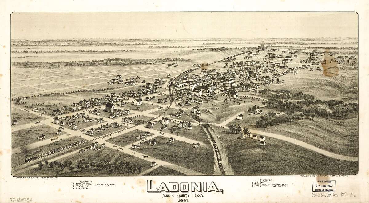 Library of Congress maps show an aerial view of early Texas