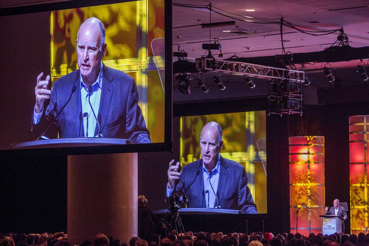 Governor Jerry Brown delivers an address Wednesday, Dec. 14, 2016 in San Francisco, CA at the American Geophysical Union's annual fall meeting.