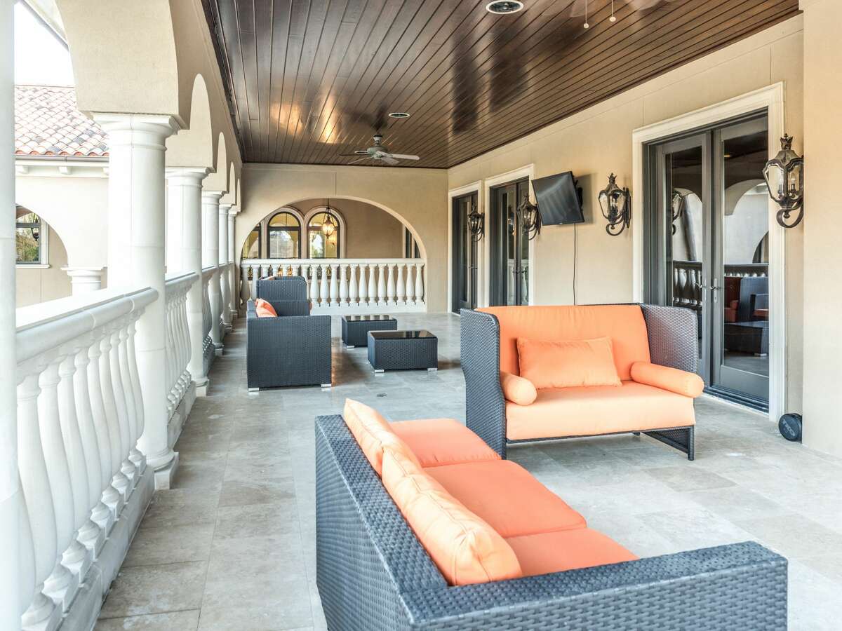 ExNBA star Sam Cassell selling his Fresno mansion for 3.5M