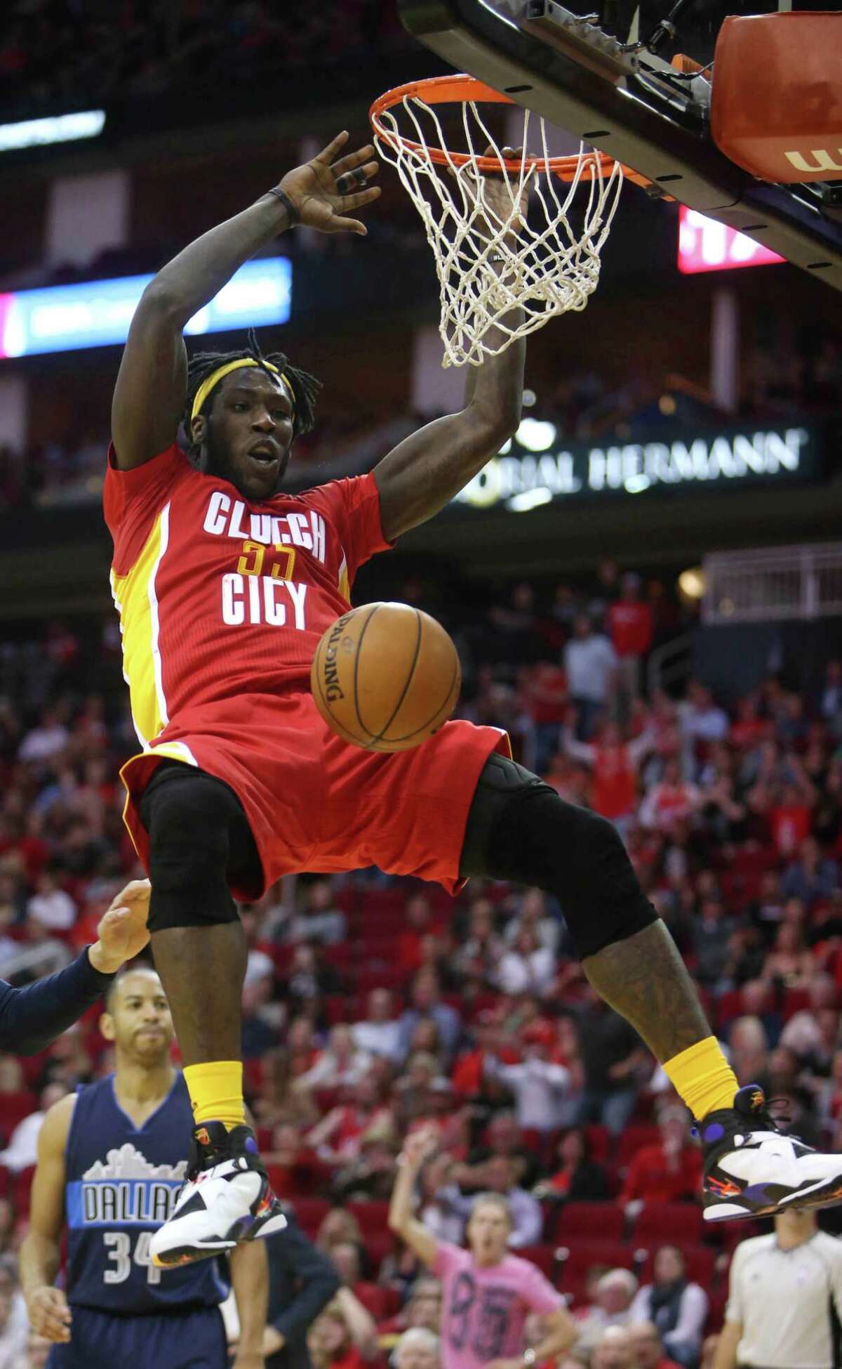 Montrezl Harrell ignores draft status, works on making impact with Rockets