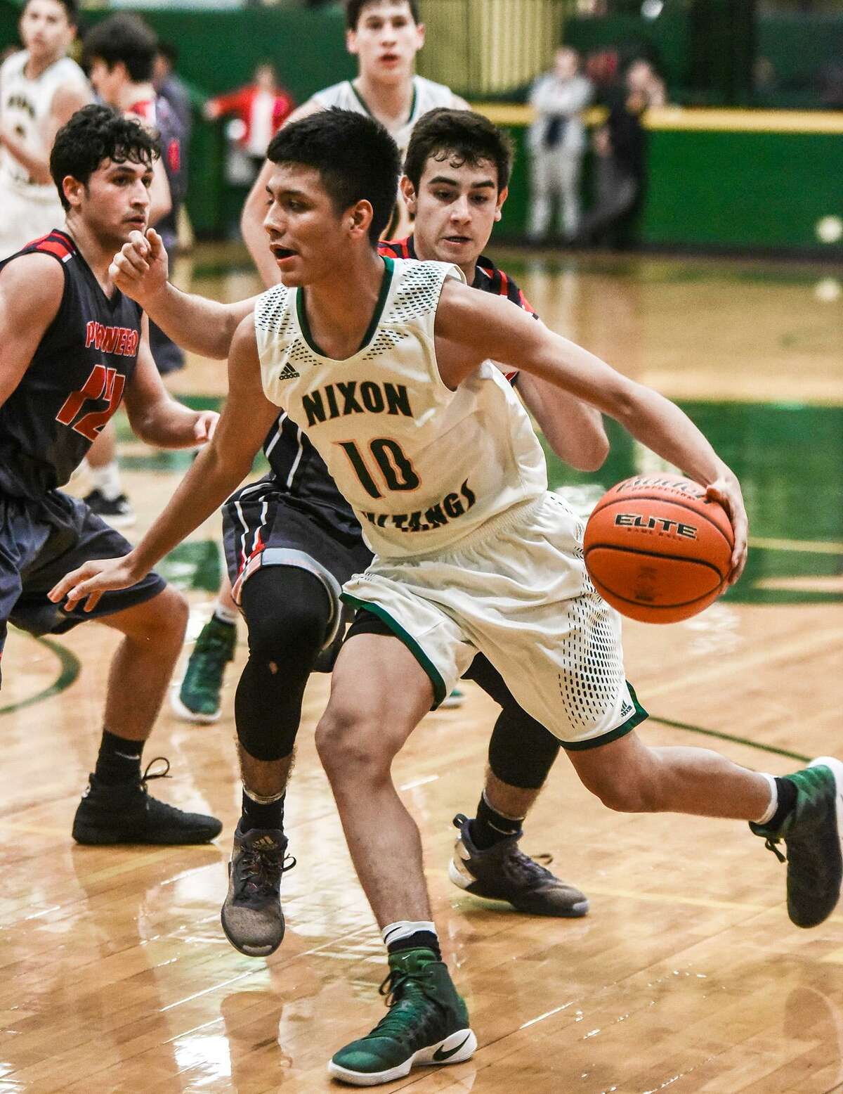 Nixon stretched its district win streak to 30 games with a 69-52 win over Pioneer Tuesday night.