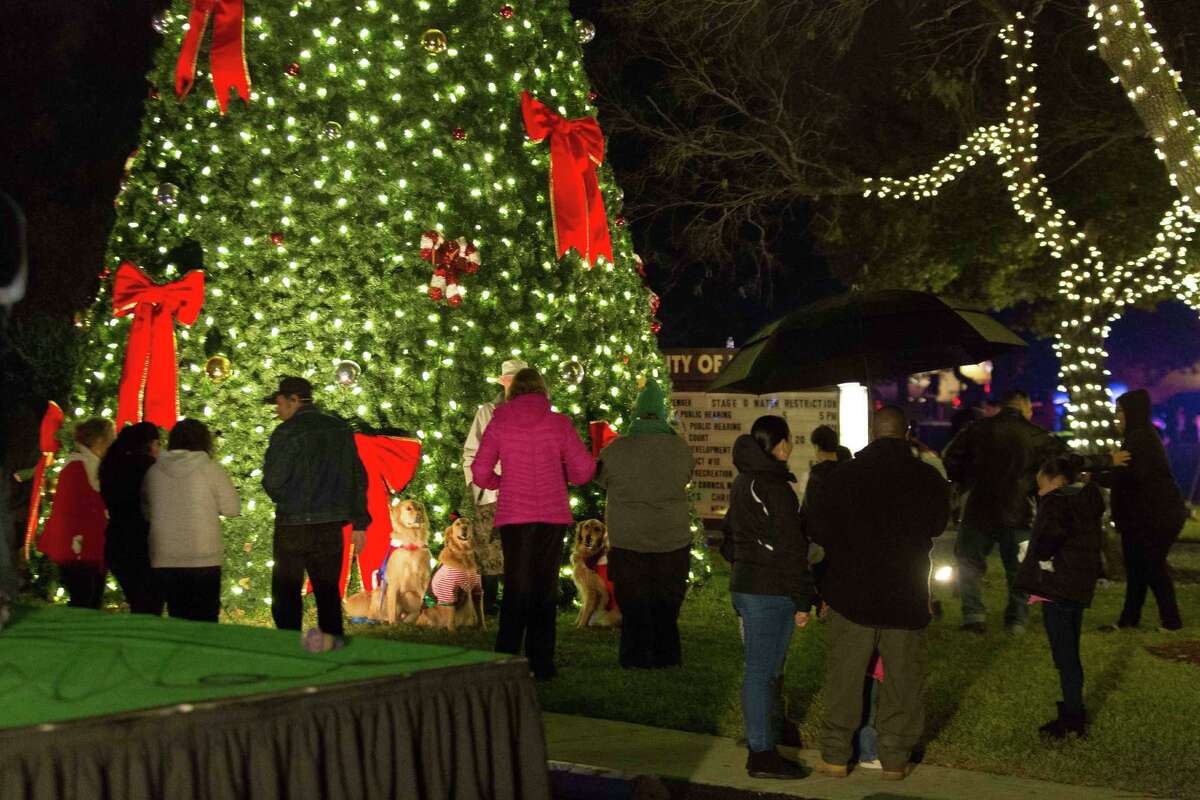 Windcrest is celebrating 60th anniversary of 'Light Up' holiday tradition