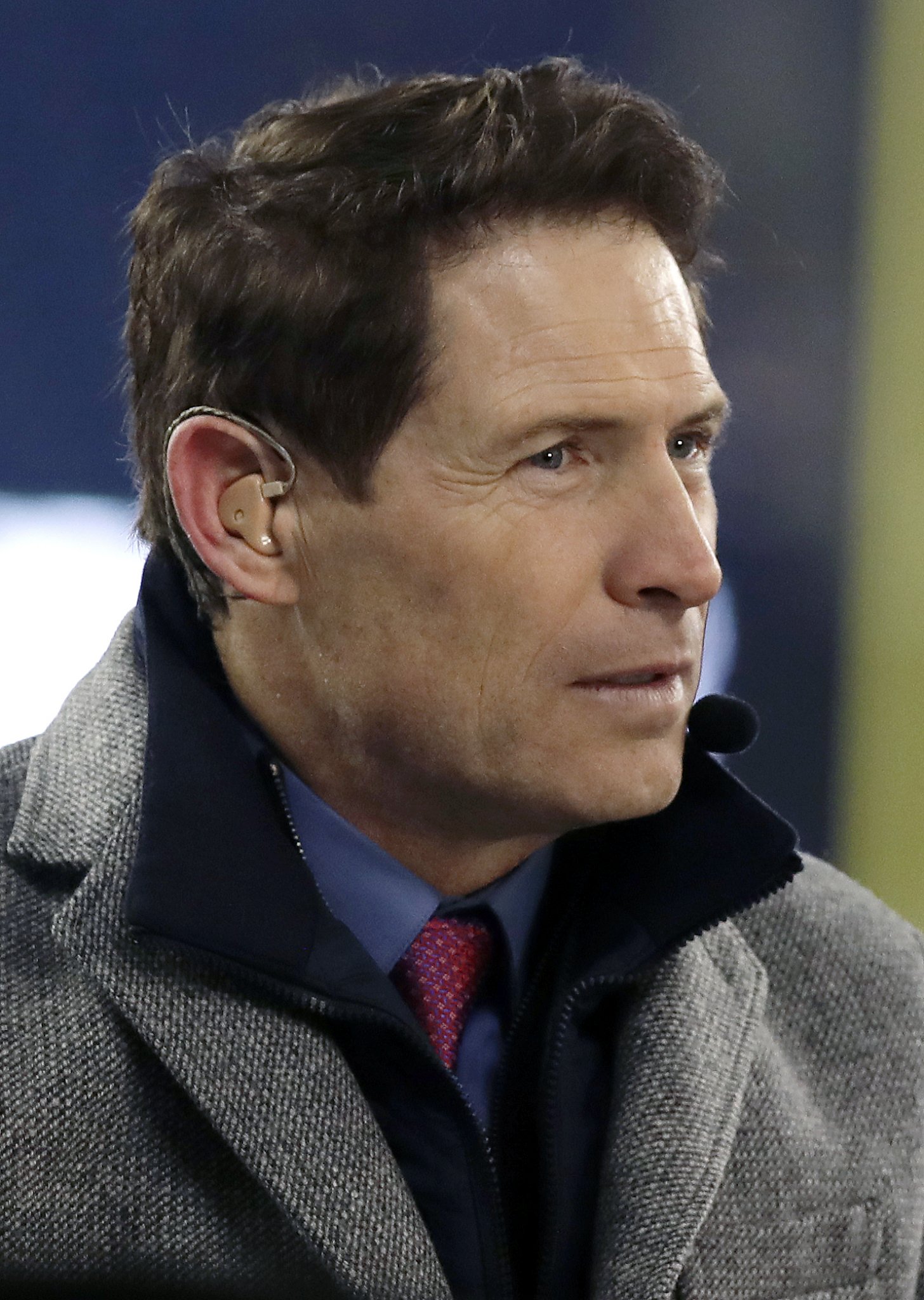 Steve Young says he didn t mean to single out Yorks