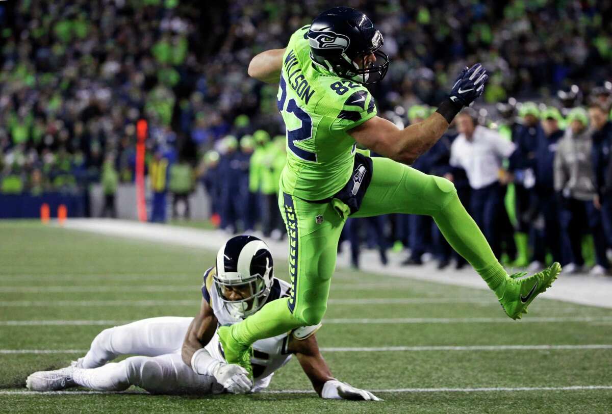 Cowboys vs. Seahawks final score: Russell Wilson wins NFC shootout