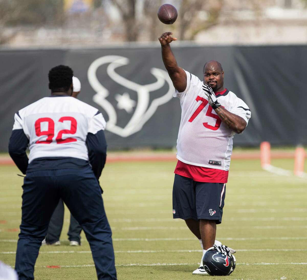 Vince Wilfork Showed Up To Texans Camp In Very Fitting Attire! 