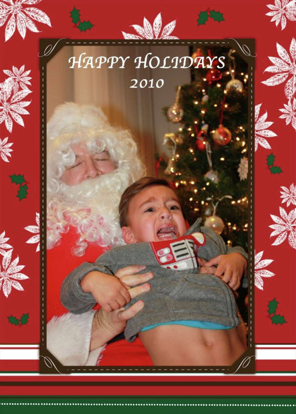 Family holiday cards gone wrong We want the outtakes from your photo shoot