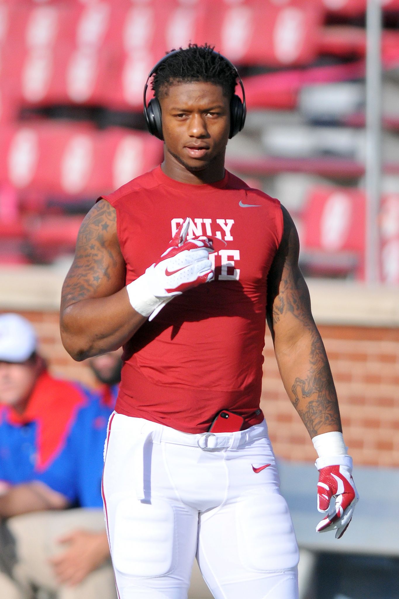 Oklahoma's Mixon unstoppable in win over Texas Tech