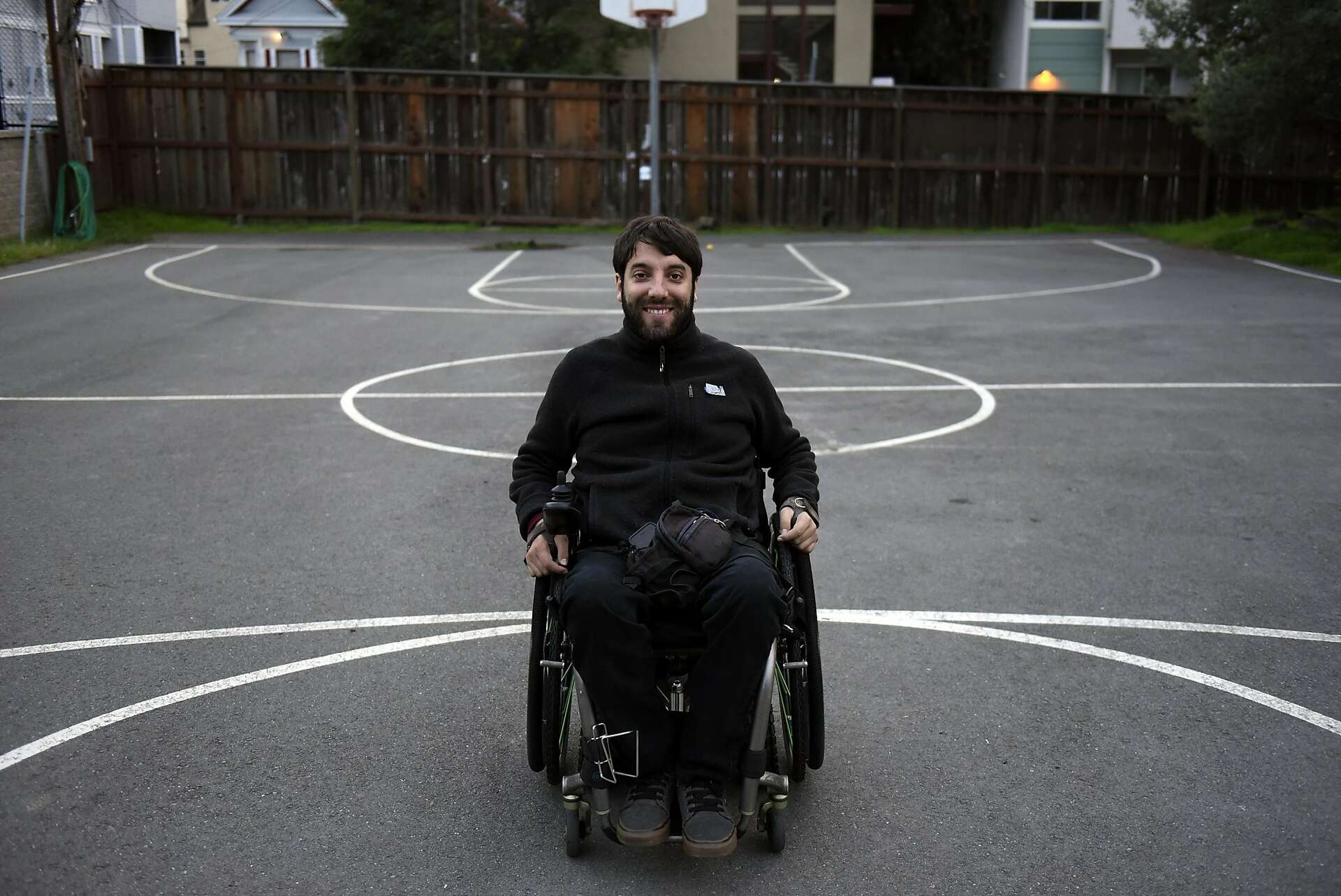 Trekking by wheelchair at the end of the Earth