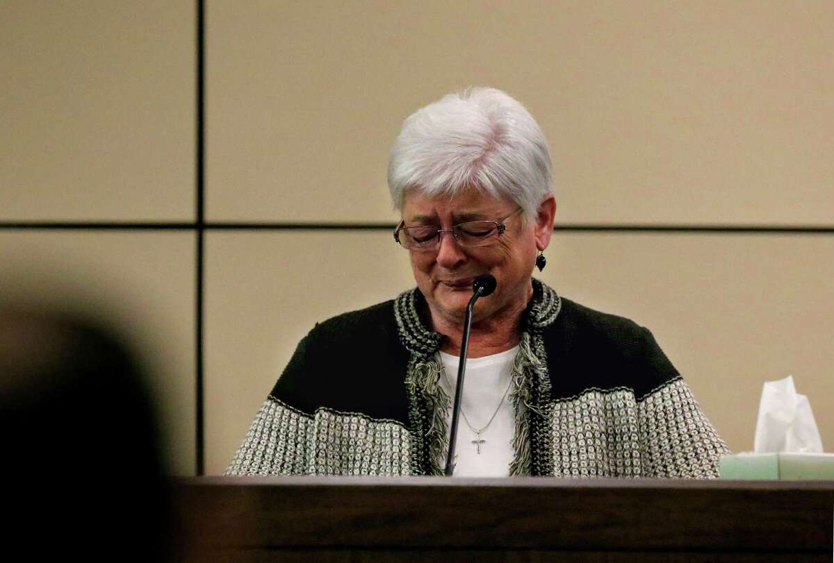 Anne Kelly, mother of the deceased, Debora Kelly, testifies during the punishment phase for Lars Itzo on December 16, 2016 in a Bexar County courtroom. Itzo, Kelly's husband at the time of her death, was found guilty of manslaughter after shooting Debora with a shotgun, claiming he thought she was a burglar.