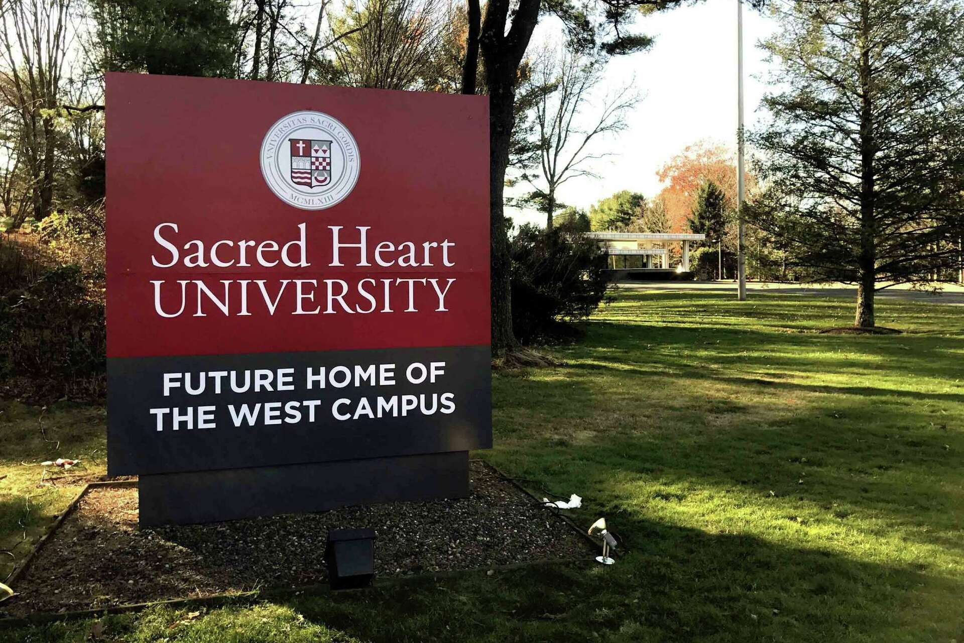 Sacred Heart College
