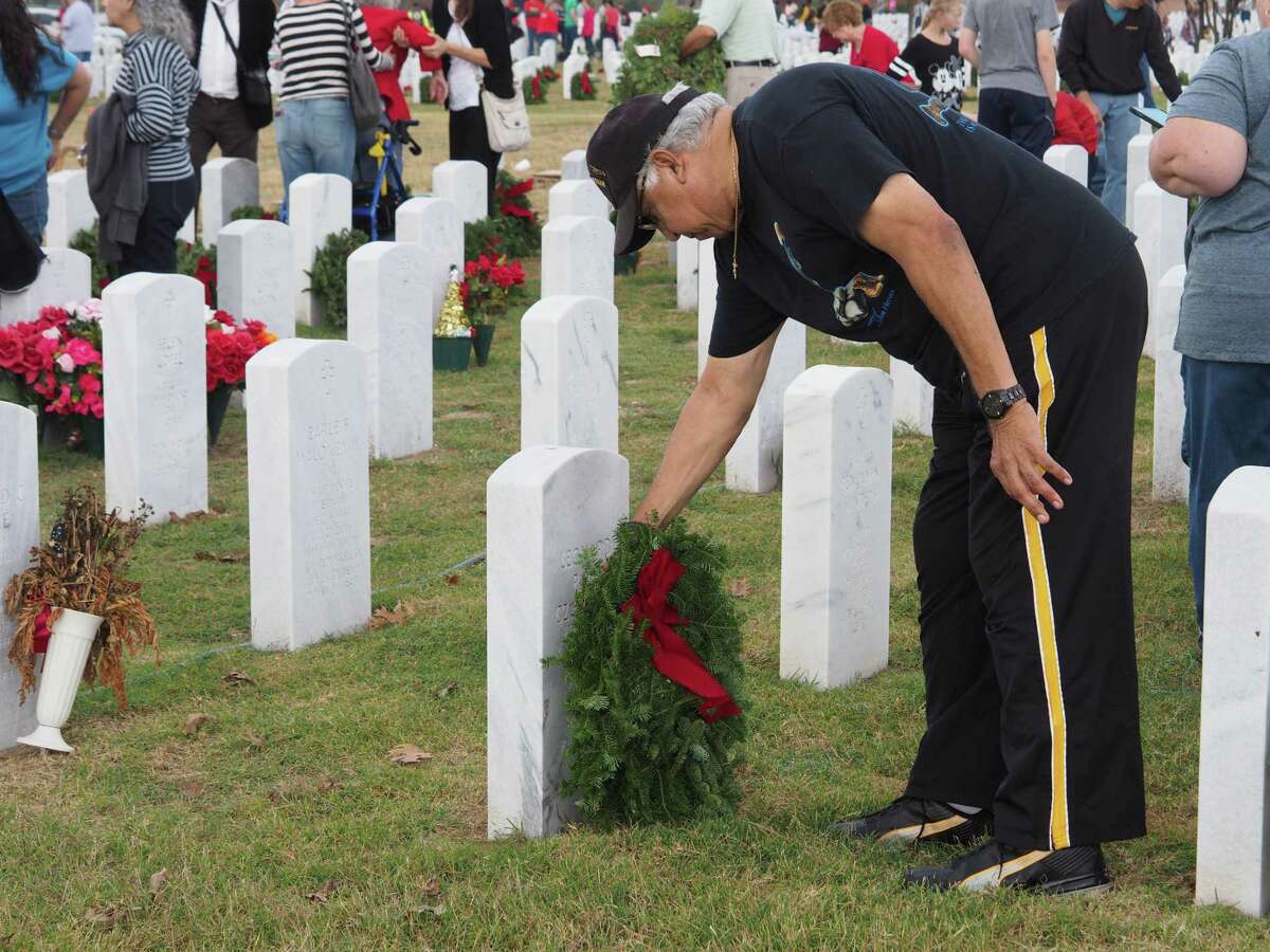 Record number of wreaths laid at Fort Sam Houston
