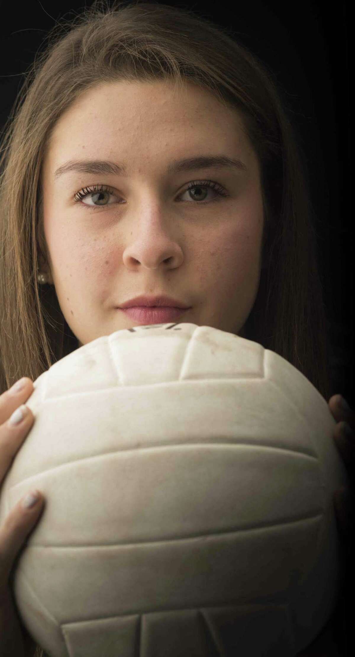 Reagan’s Camryn Ennis is the 2016 Express-News Volleyball Player of the Year.