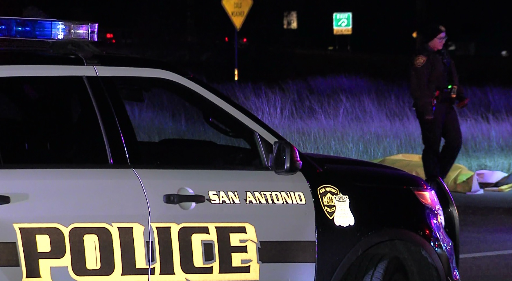Possible hit-and-run on far West Side leaves man dead