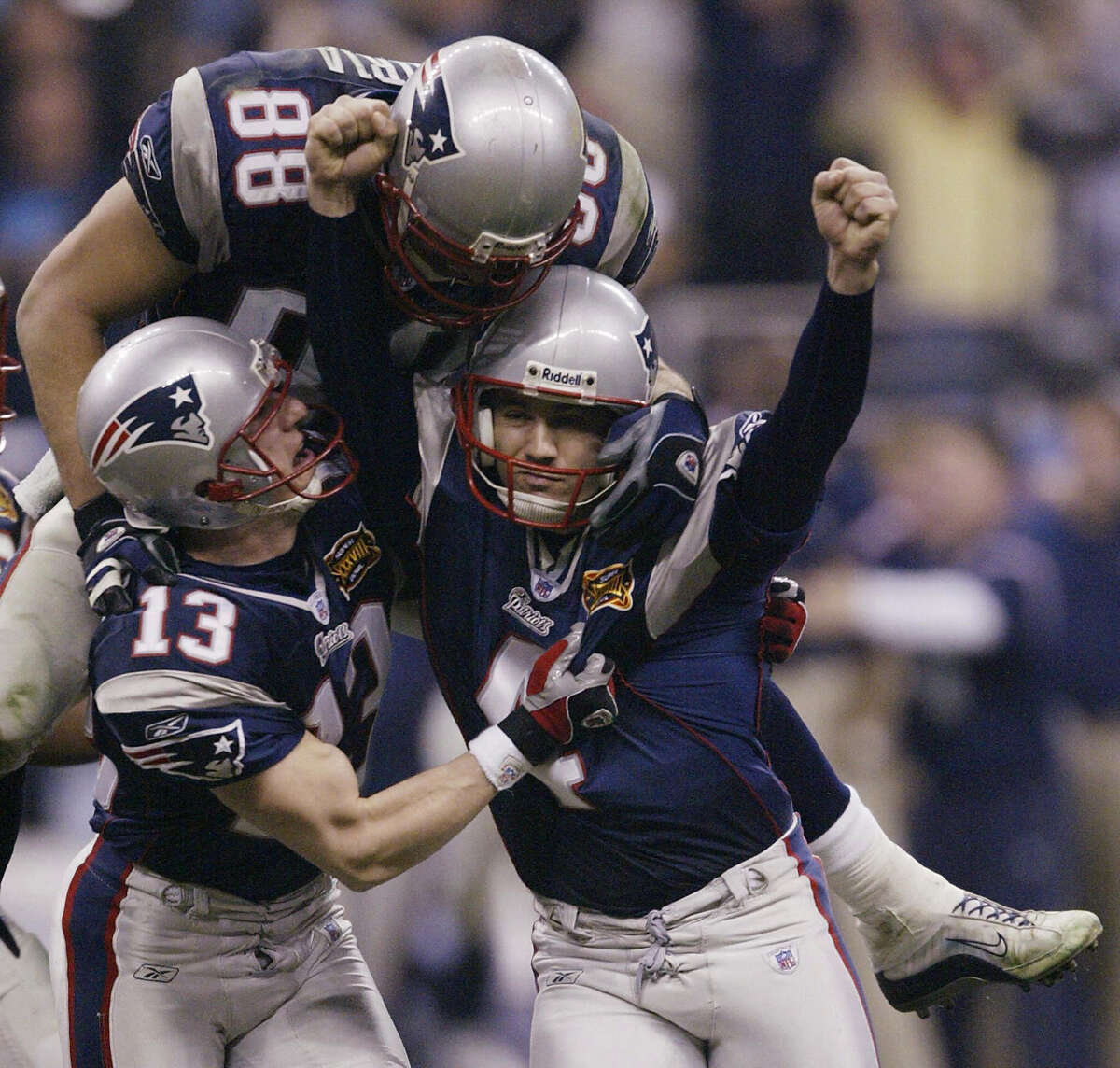 Today in Pro Football History: 2004: Patriots Edge Panthers in Super Bowl  XXXVIII