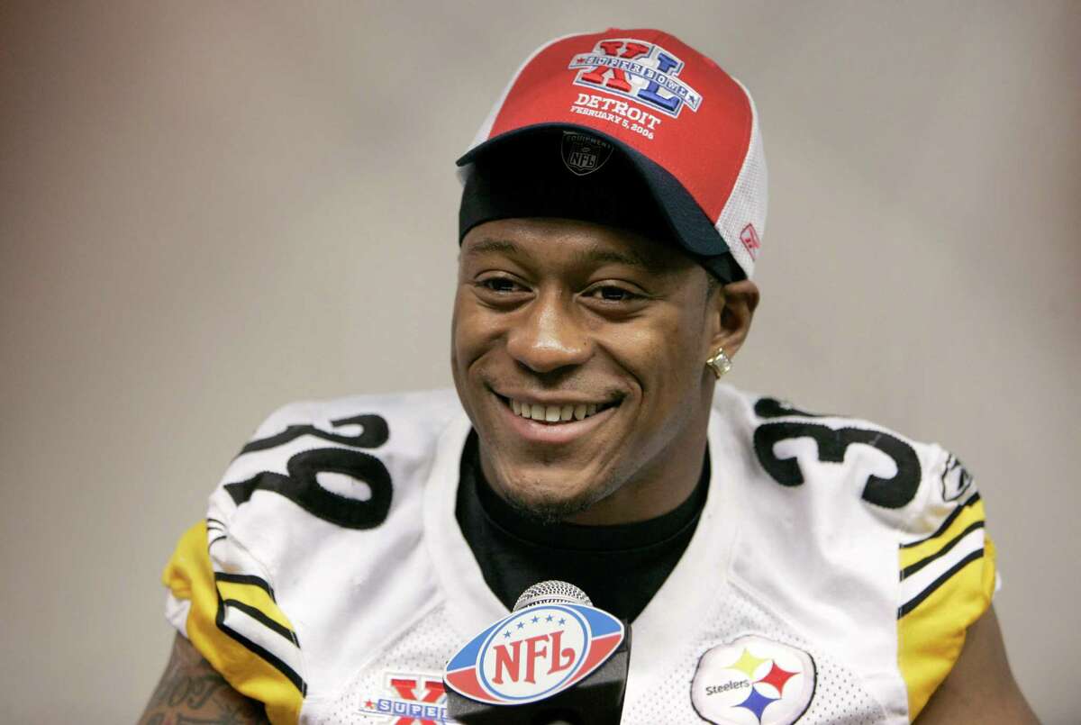Willie Parker during Pittsburgh Steelers media day for Super Bowl XL at Ford Field in Detroit, Michigan on January 31, 2006. (Photo by G. N. Lowrance/NFLPhotoLibrary)