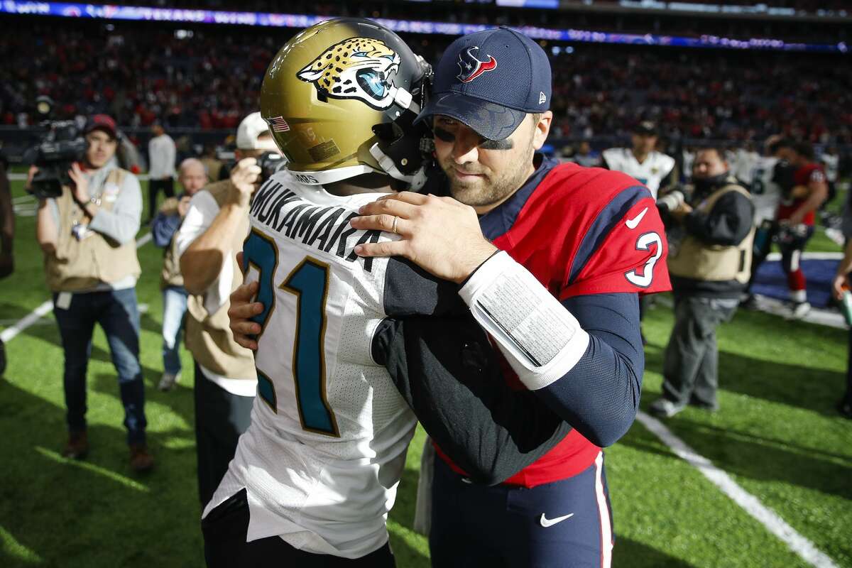 Texans QB Hoyer will start Sunday against Jaguars 