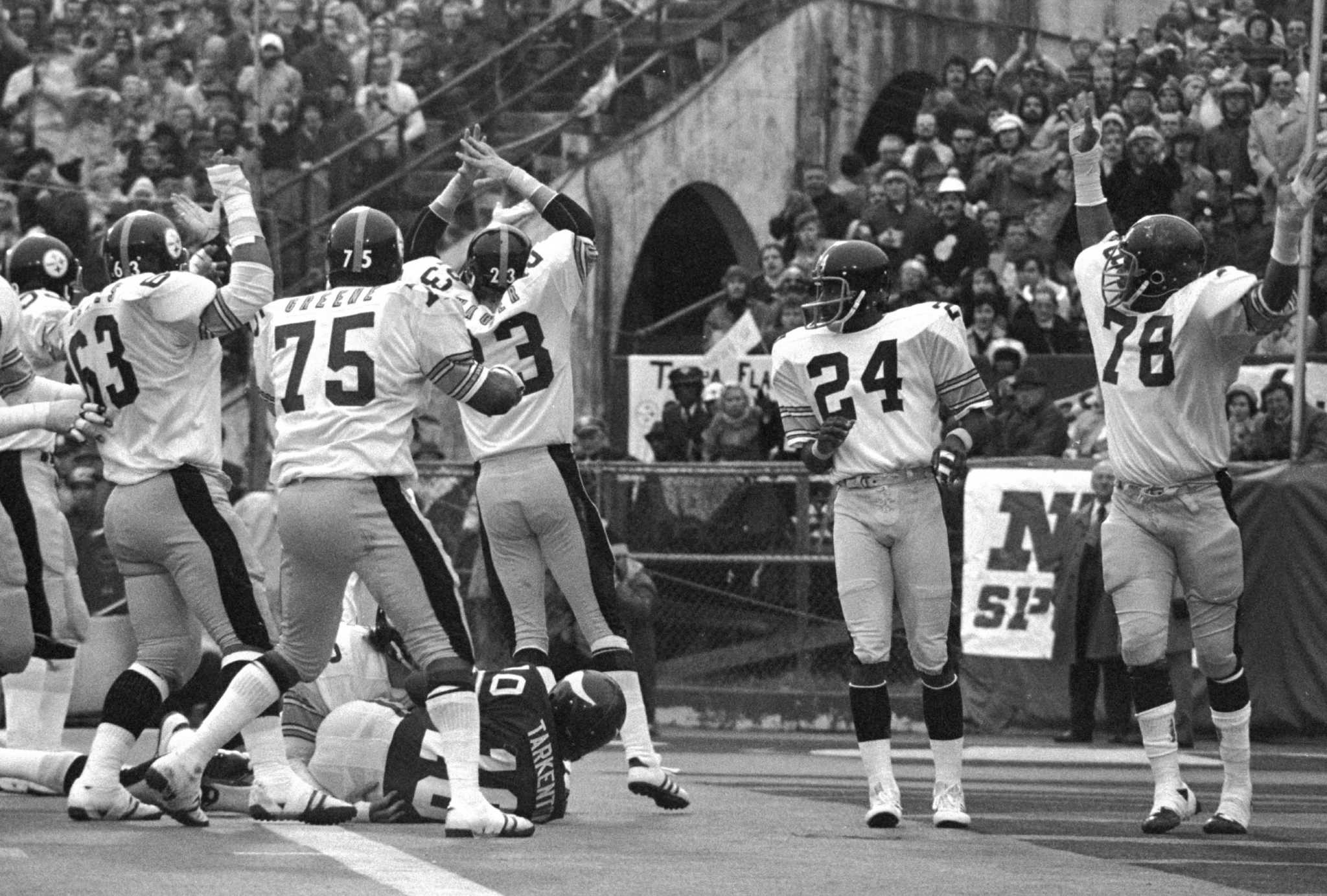 Super Bowl IX – Pittsburgh Steelers vs Minnesota Vikings – January 12, 1975