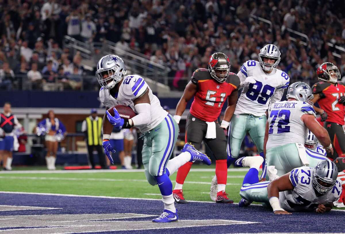 Buccaneers vs. Cowboys 2016 final score: Dak Prescott, Ezekiel Elliott get  Dallas to 12-2 with 26-20 win 