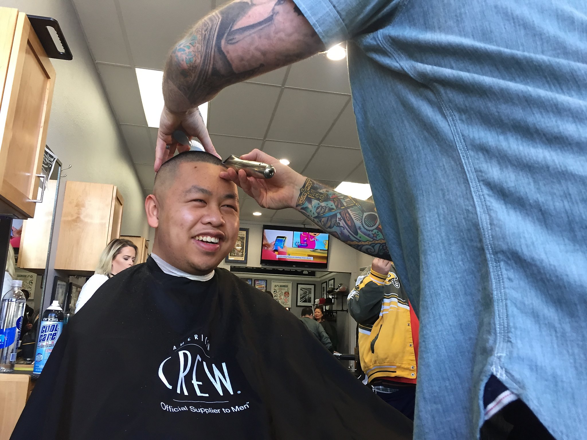 Holiday Haircuts A Gift From The Heart Sfchronicle Com