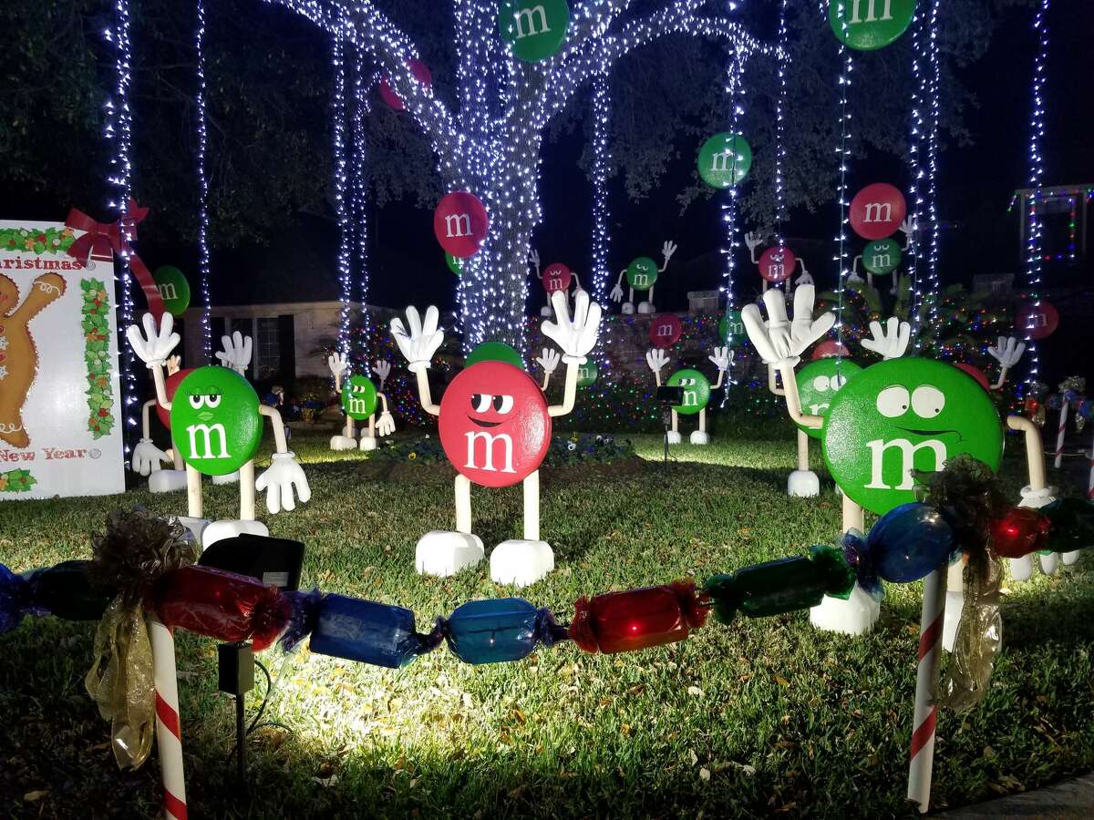 Download Northwest Houston Neighborhood Turns Holiday Light Gridlock Into Good Deed PSD Mockup Templates