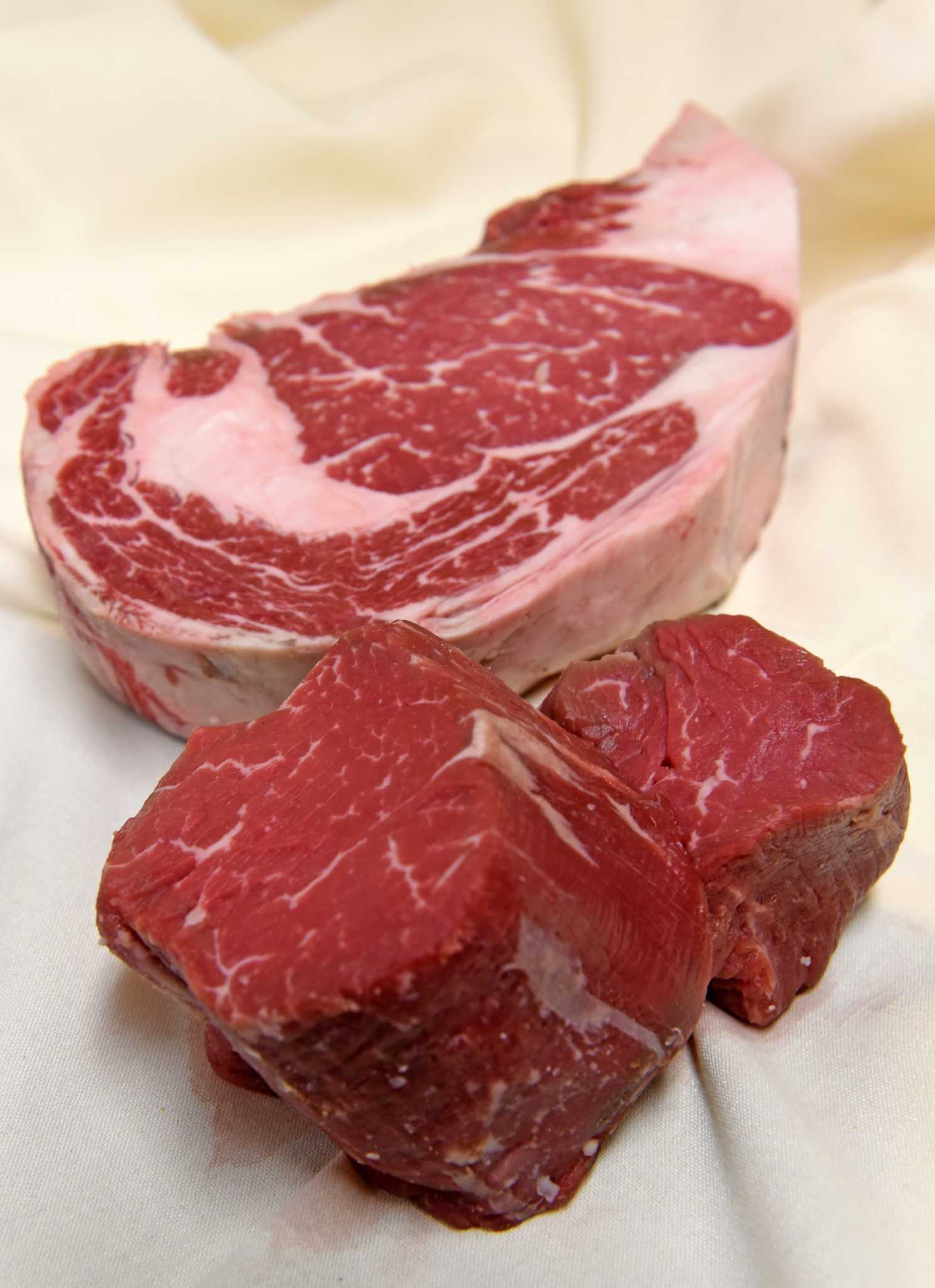 Early Look The Bears' Steakhouse