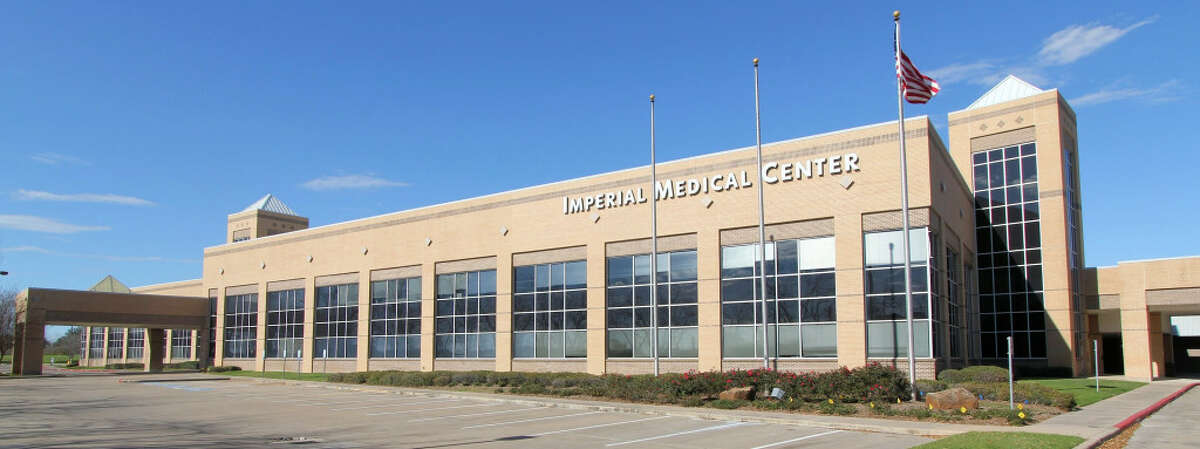 A joint venture of Harrison Street Real Estate Partners and Pisula Development Co. has purchasedÂ Imperial Medical Center, a 128,000-square-foot medical office buildingÂ at 1111 Highway 6, Sugar Land.