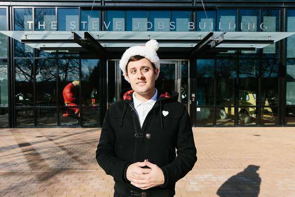 Pixar Animator Youtube Star Nick Pitera Gets In Holiday Spirit Sfchronicle Com