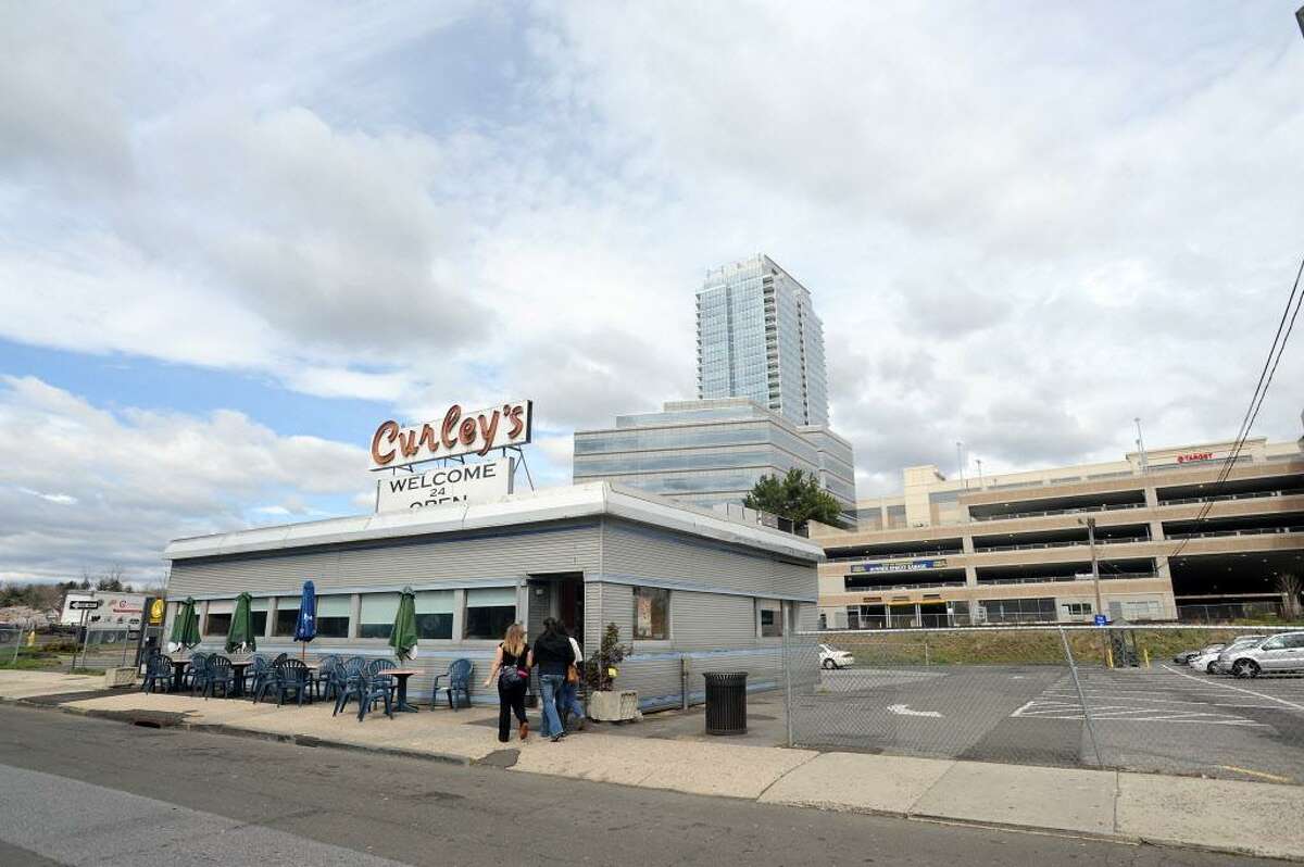 Curley's Diner  Open 24/7 |62 W. Park Place, Stamford | Website