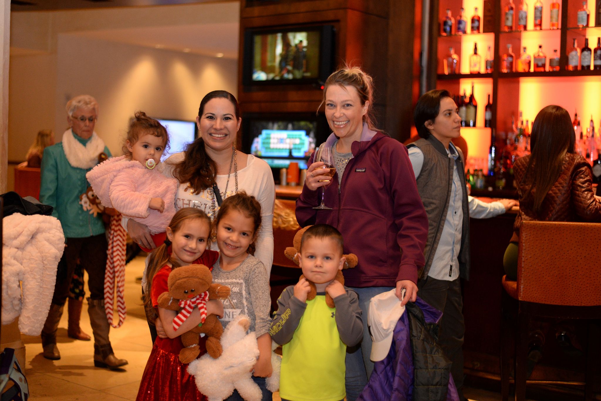 Photos JW Marriott kicks off Christmas countdown in Hill Country