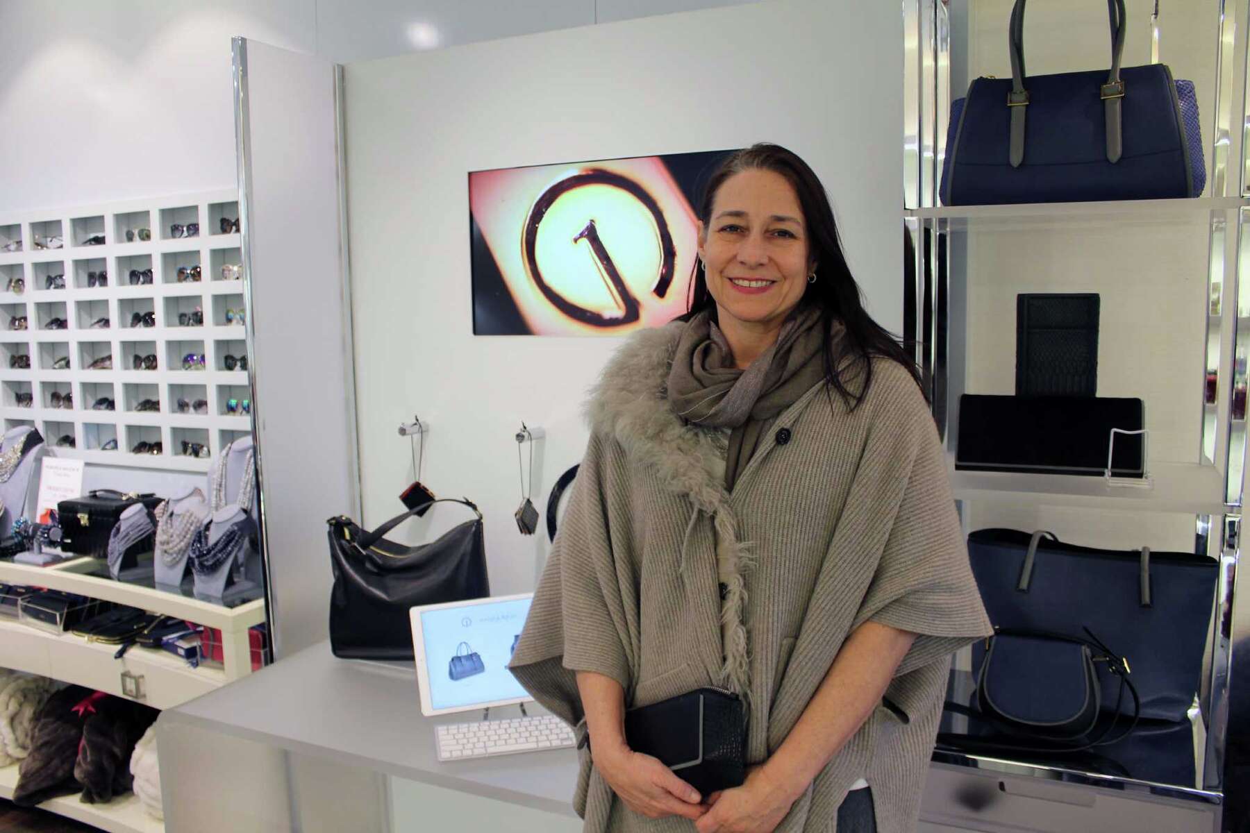Luxury bag customization kiosk provides innovative shopping experience
