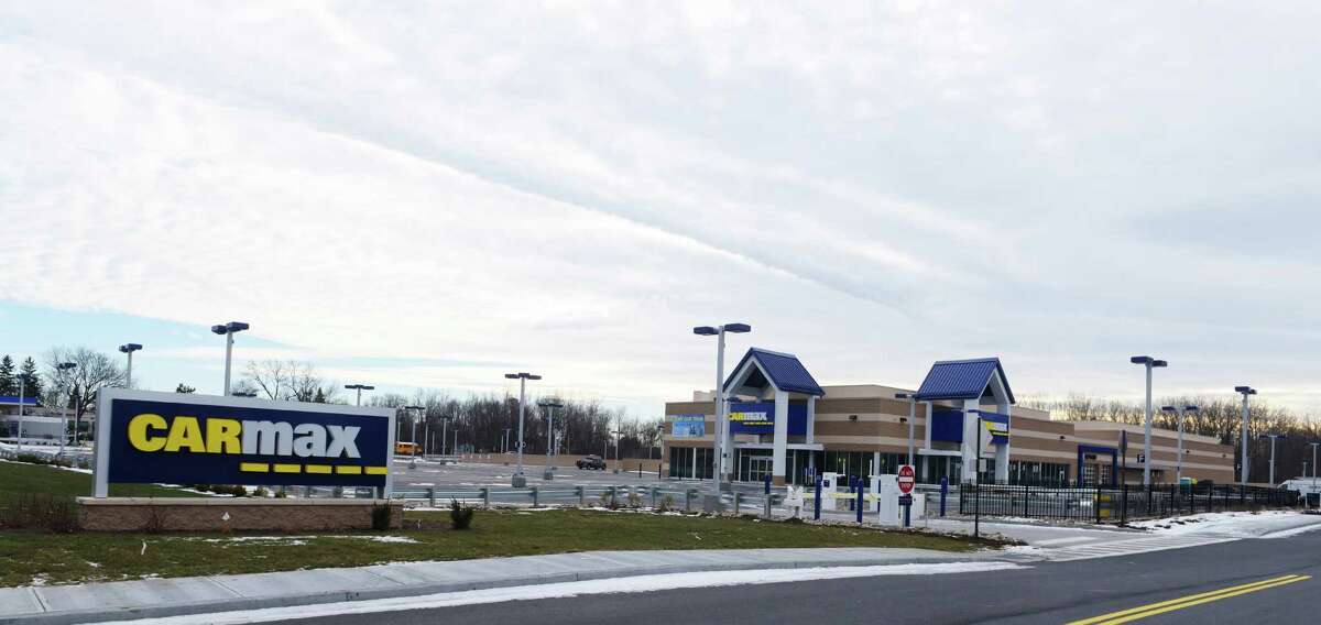 A view of the CarMax showroom on Central Ave., seen here on Tuesday, Dec. 20, 2016, in Colonie, N.Y. (Paul Buckowski / Times Union)