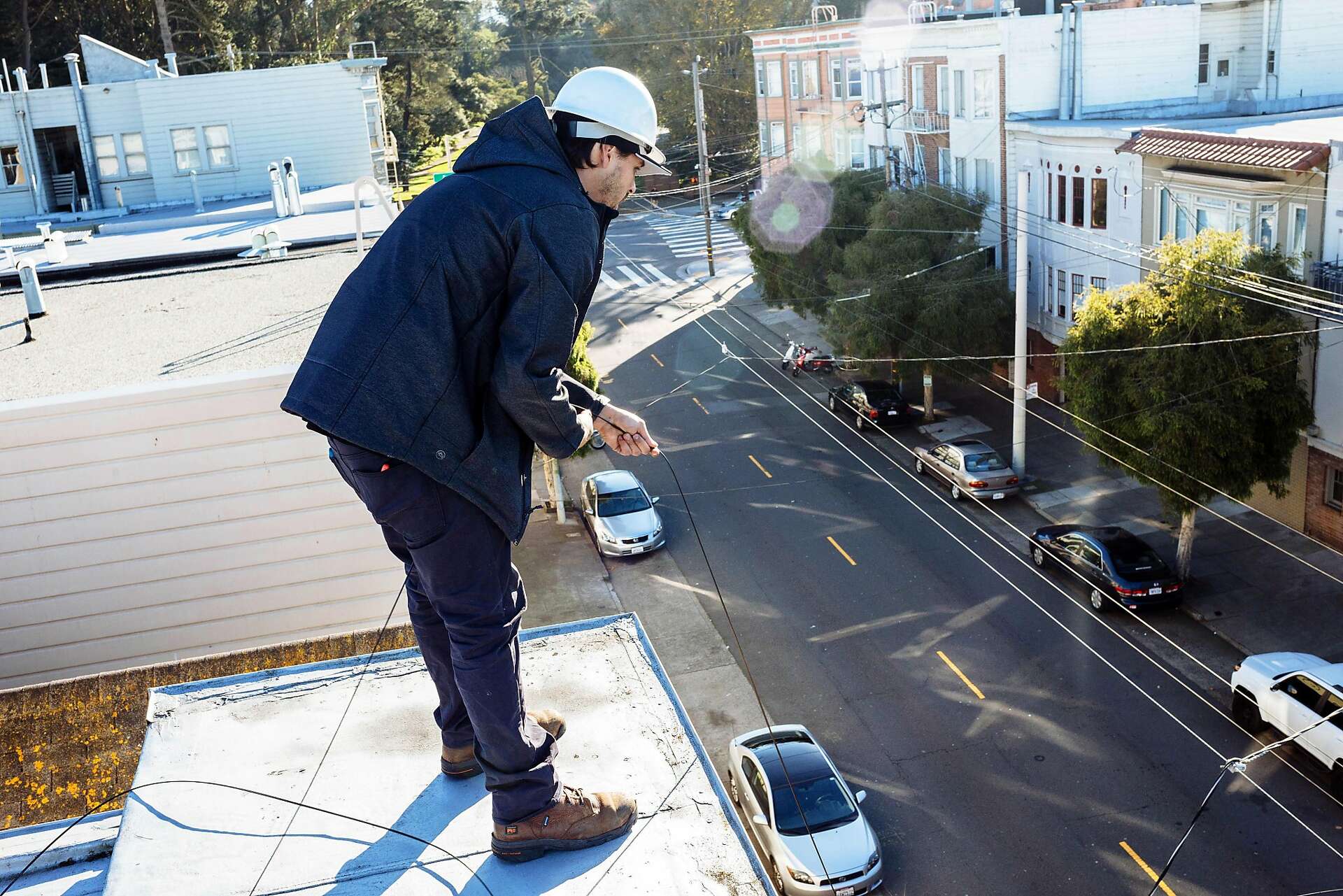 Picture of New ordinance gives SF apartment dwellers more Internet options