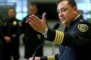 Houston's new police chief: Focus efforts on drug dealers, not...