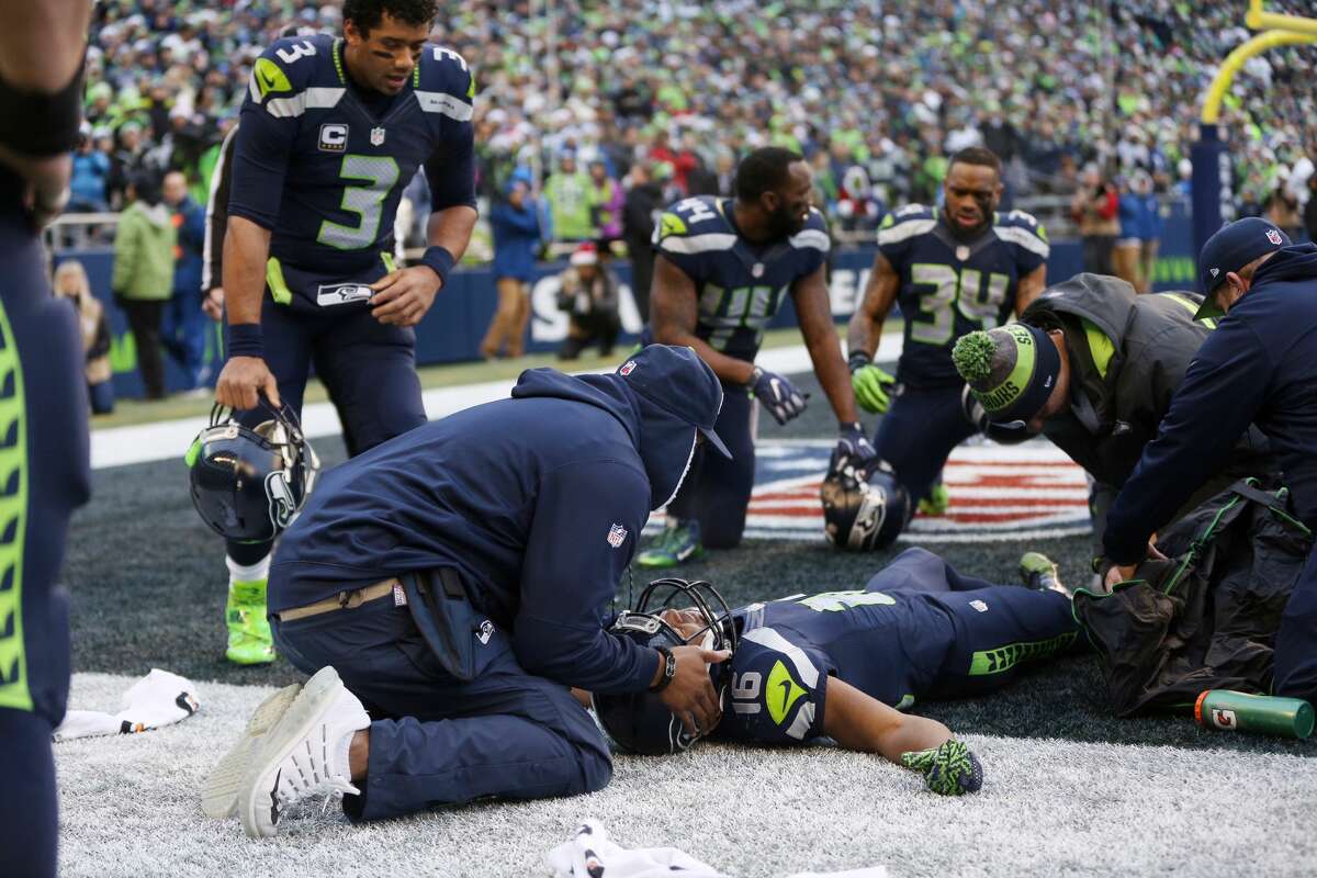 Tyler Lockett's End-Around 75-Yard TD!, 