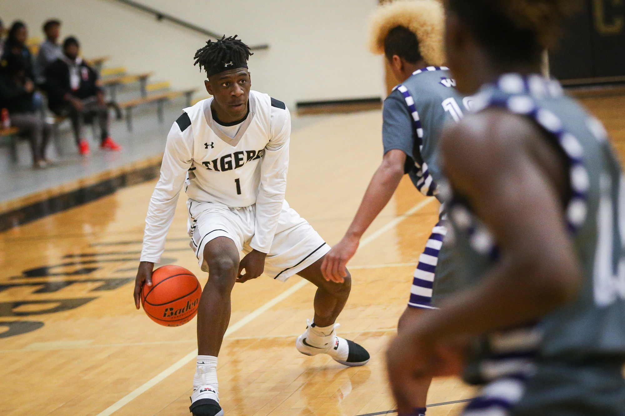 BOYS HOOPS Challenging field set for 52nd Conroe Christmas Classic