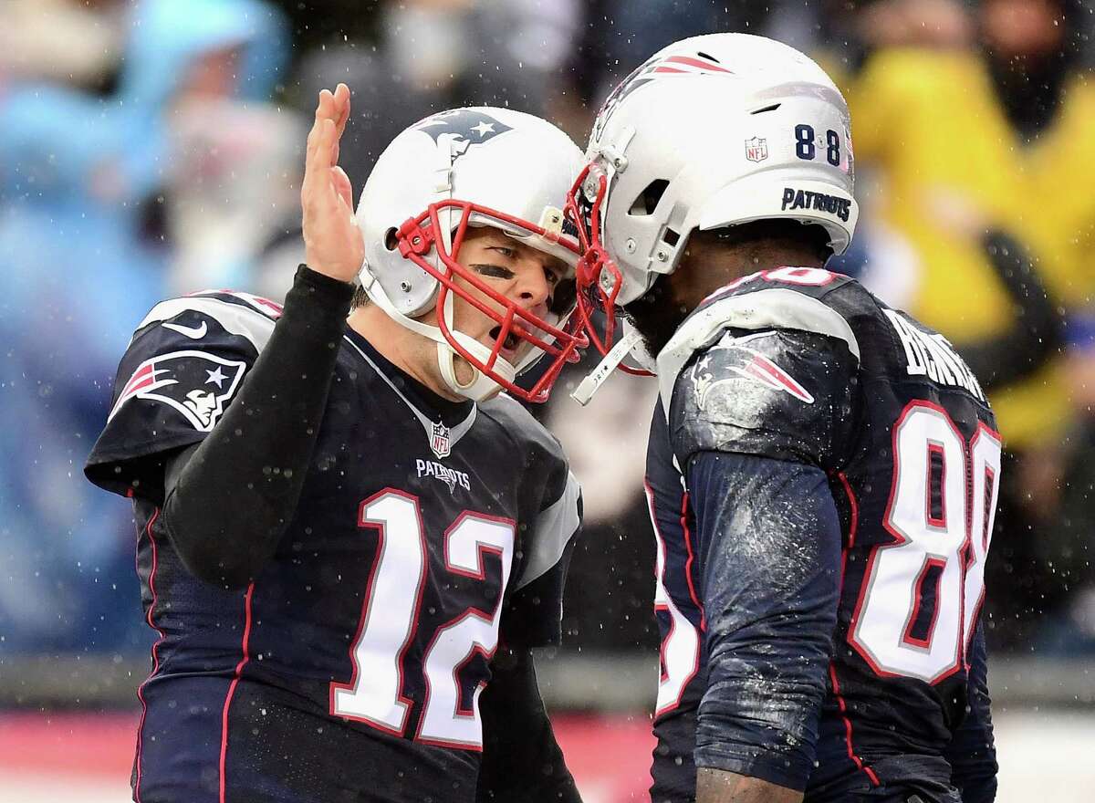 29 SEP 2002: New England Patriots Tom Brady during a game against the San  Diego Chargers