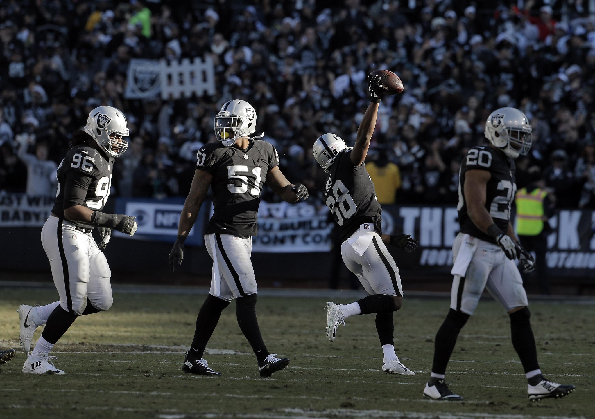 Vic Tafur on X: Raiders take the field to a 75 percent 49ers crowd.   / X