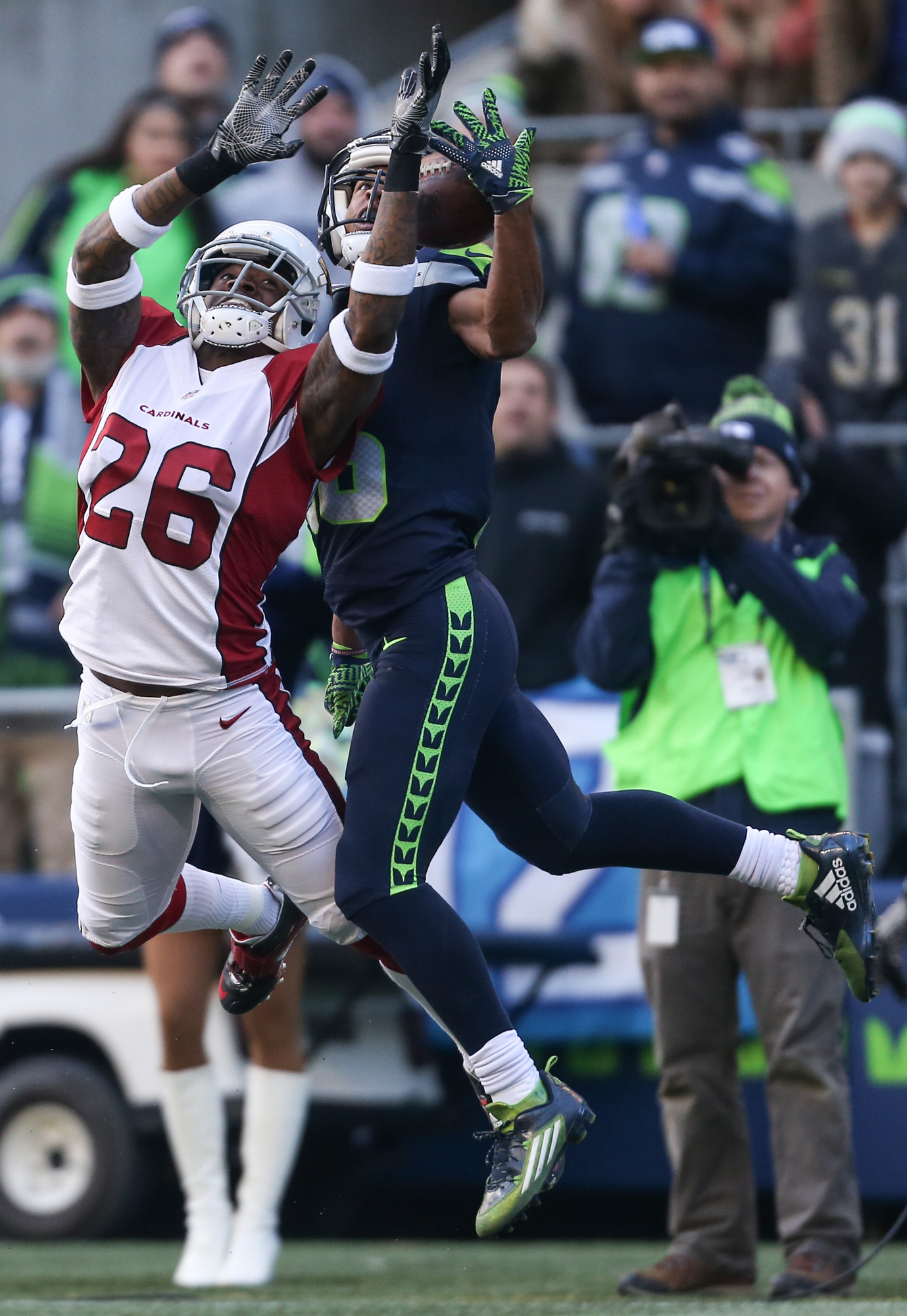 Raiders add ex-Cardinals WR J.J. Nelson, DE Josh Mauro