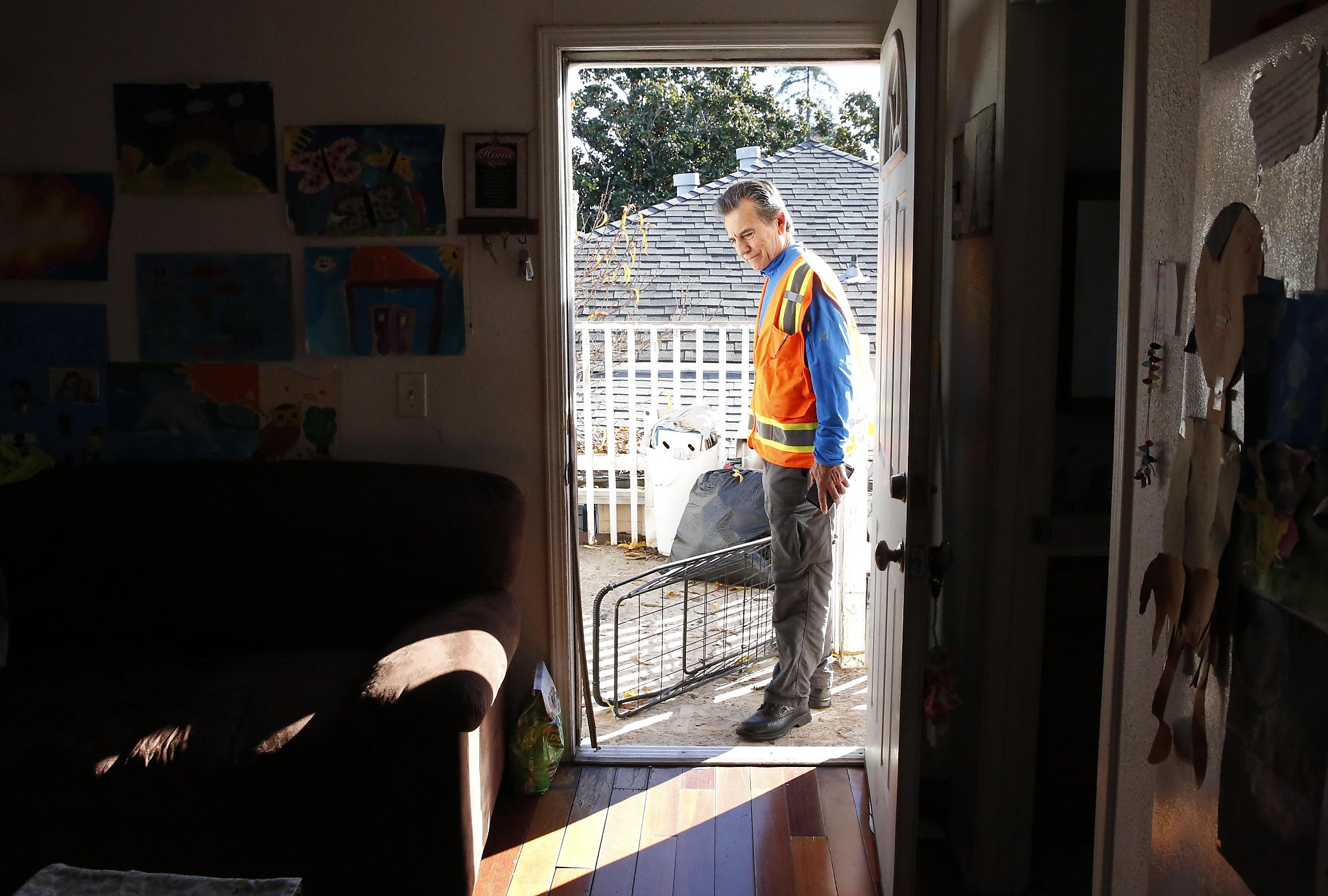 Oakland Tenants Live With Uncertainty In Tight Market