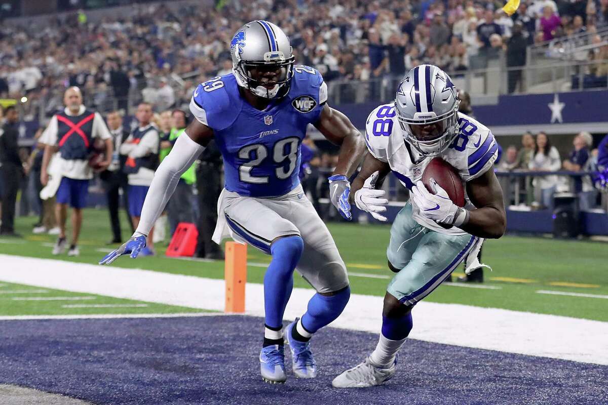 Lions get run over, miss chance to grab playoff spot 