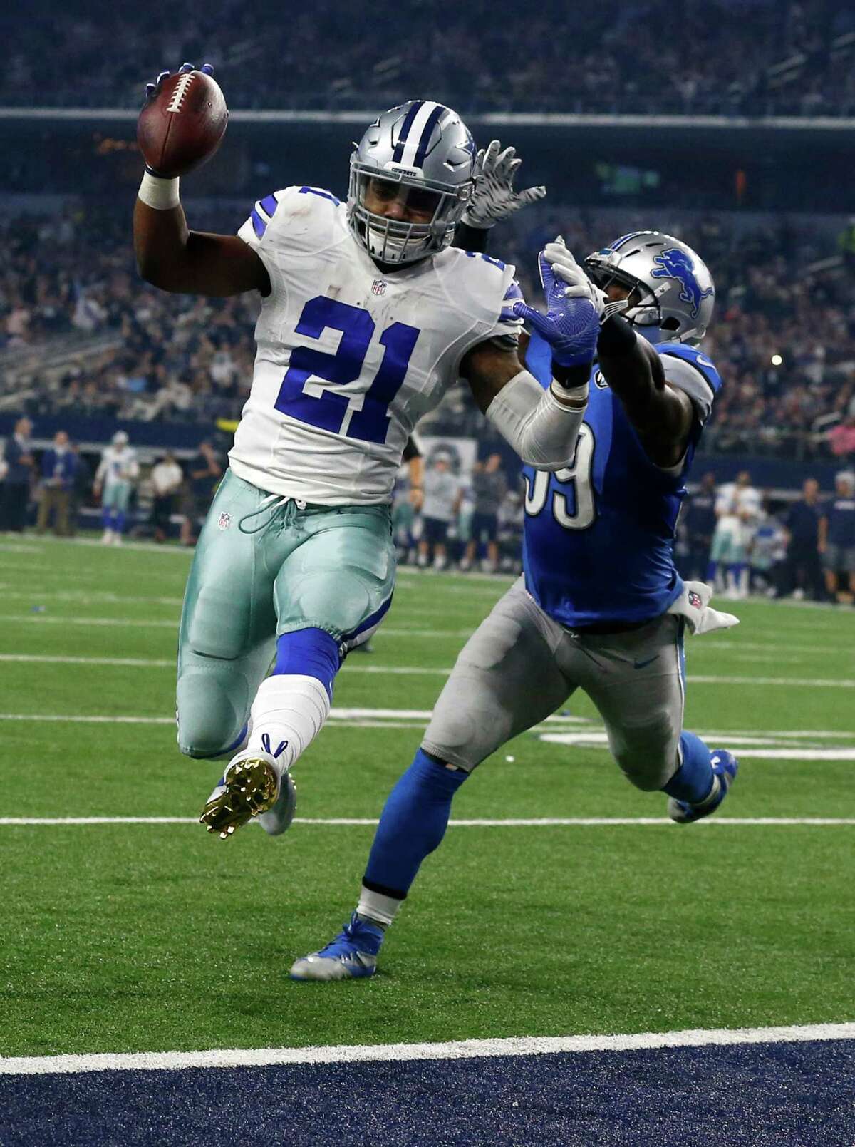 Lions' playoff hopes on hold after 42-21 loss to Cowboys