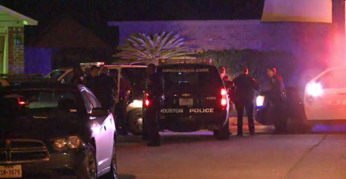 Suspects In Custody After Police Chase In Sw Houston 0772