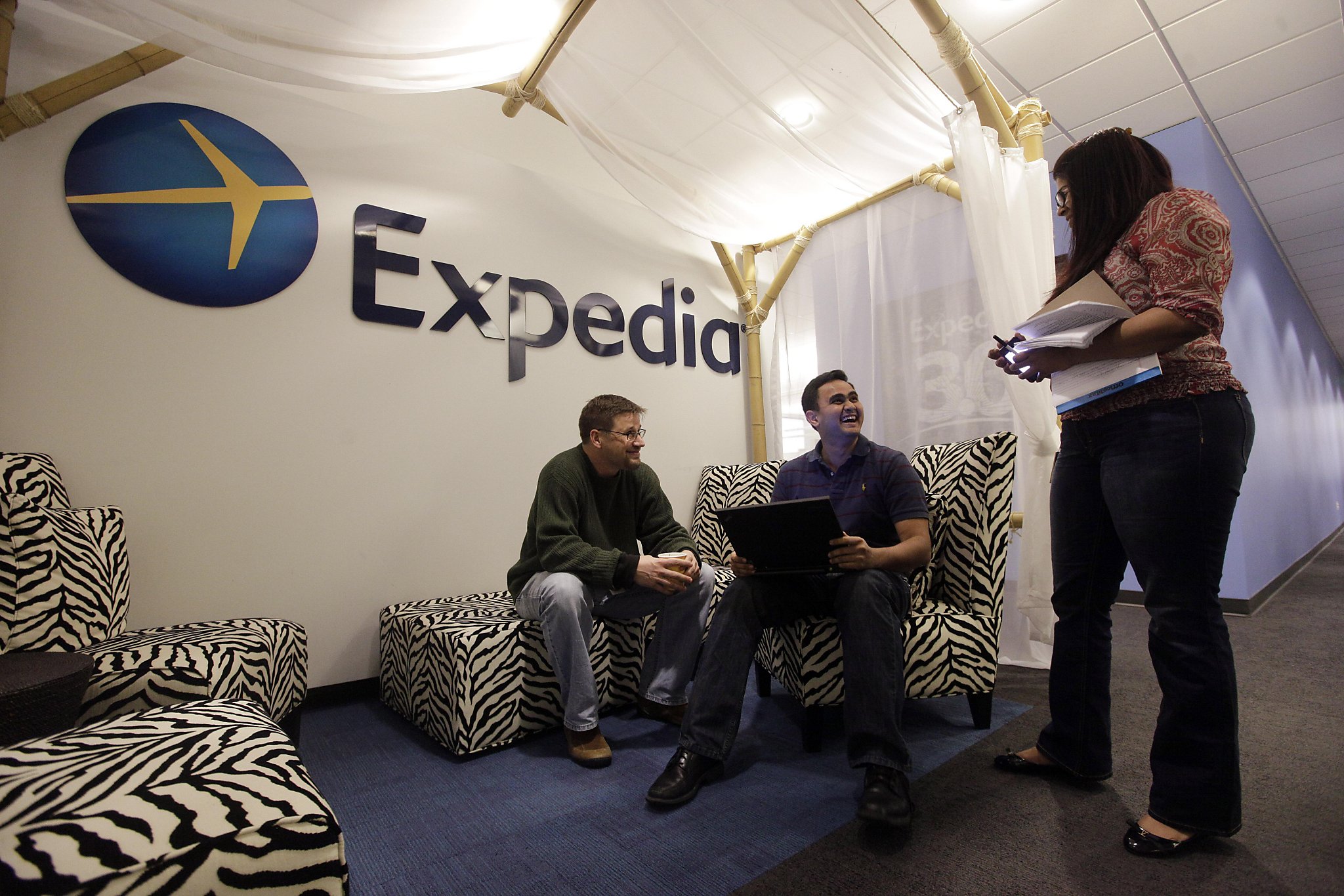 Travel Troubleshooter: Expedia's check is 'in the mail'?