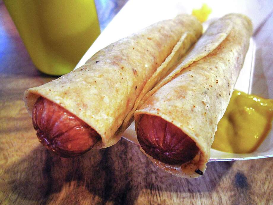 Your guide to S.A. hot dog tacos for July 4th San Antonio ExpressNews