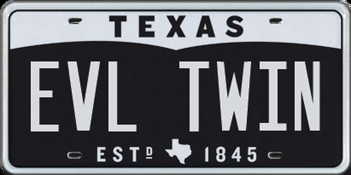 the-most-classic-and-clever-customized-texas-license-plates-of-2016