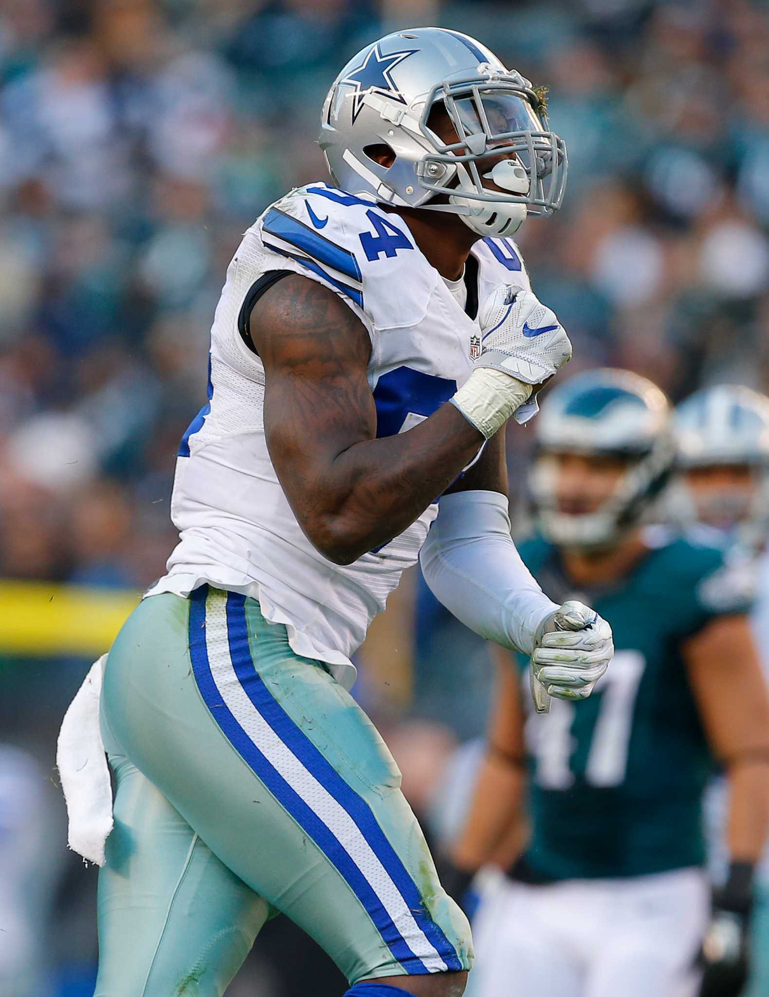 Dallas Cowboys' Randy Gregory suspended one year by the NFL