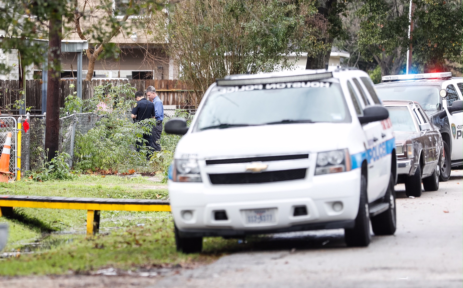 Homicide Detectives Investigate Shooting In North Houston