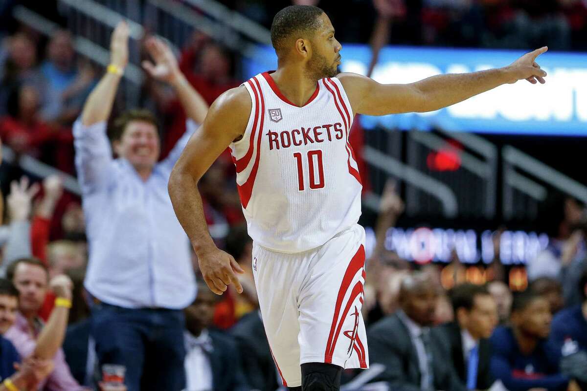 Guard Eric Gordon had a season-high 31 points on 11-for-18 shooting from the field as the Rockets beat the Wizards at Toyota Center. Gordon added three assists and a pair of rebounds as the Rockets won their fifth consecutive game.